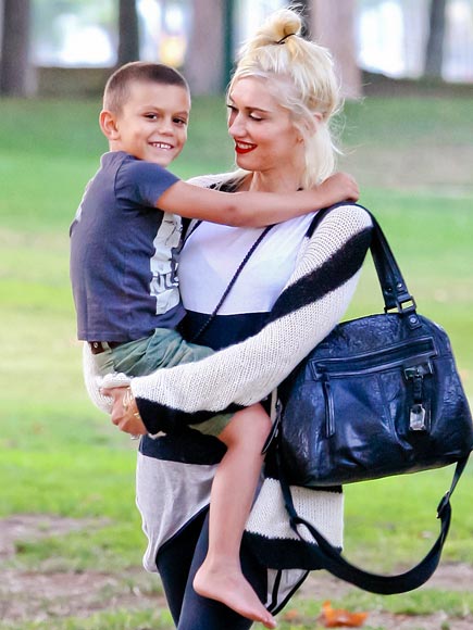 GOING GREEN  photo | Gwen Stefani, Kingston Rossdale