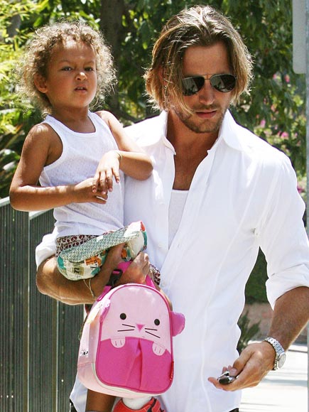 NAHLA AUBRY'S LUNCH BAG photo | Gabriel Aubry