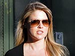 Ali Larter Shows Off Her Post-Baby Body at the Post Office | Ali Larter