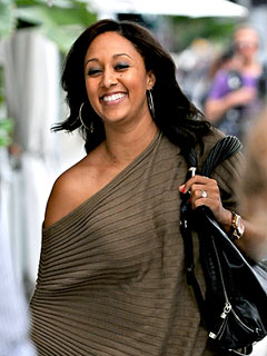 Tamera Mowry's Sweet Treat: Cookie Dough Cupcakes from a Truck! | Tamera Mowry
