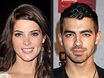 Joe Jonas & Ashley Greene Prove They're (Still) Friends in Vegas | Ashley Greene, Joe Jonas