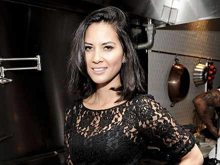 Olivia Munn Brags About Her Cooking Skills in N.Y.C.