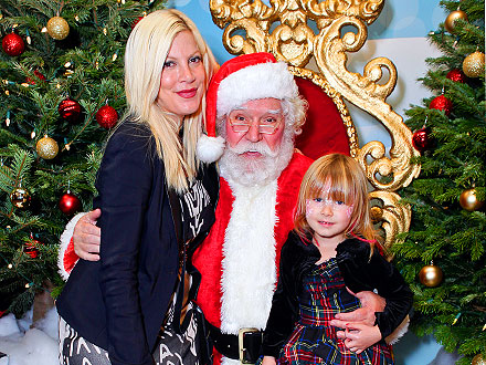 Tori Spelling and Daughters Enjoy a Girls' Day Out | Tori Spelling
