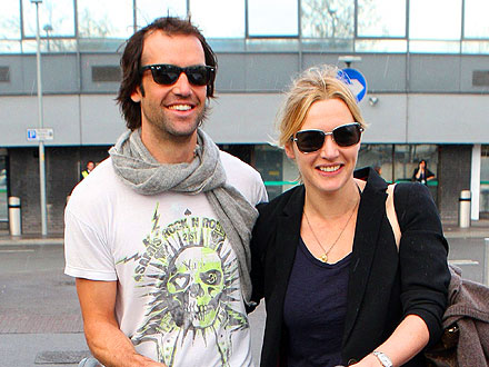 Kate Winslet Sneaks Kisses with Her Beau in Paris | Kate Winslet