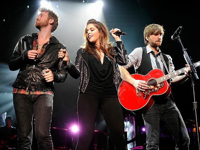 photo | Charles Kelley, Dave Haywood, Hillary Scott