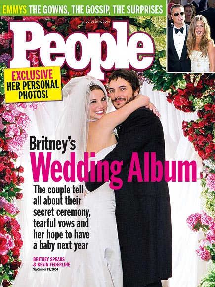 SURPRISE CEREMONY
photo | Britney Spears