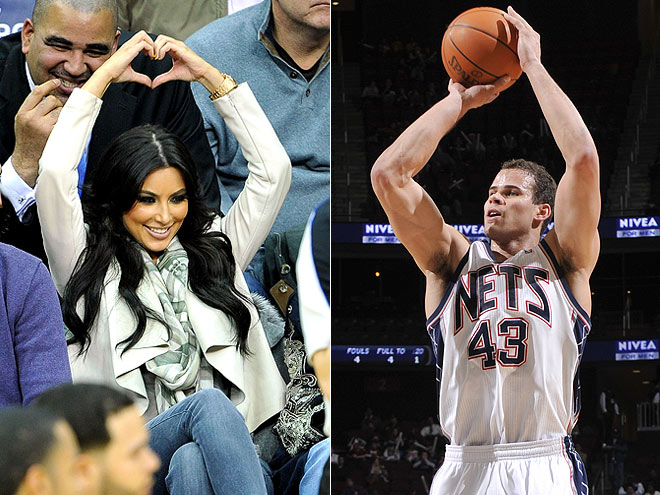 CHEER SECTION
 photo | Kim Kardashian, Kris Humphries