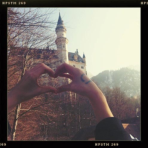 QUEEN OF HEARTS
photo | Taylor Swift