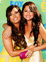 Style Stars of the Teen Choice Awards | Selena Gomez