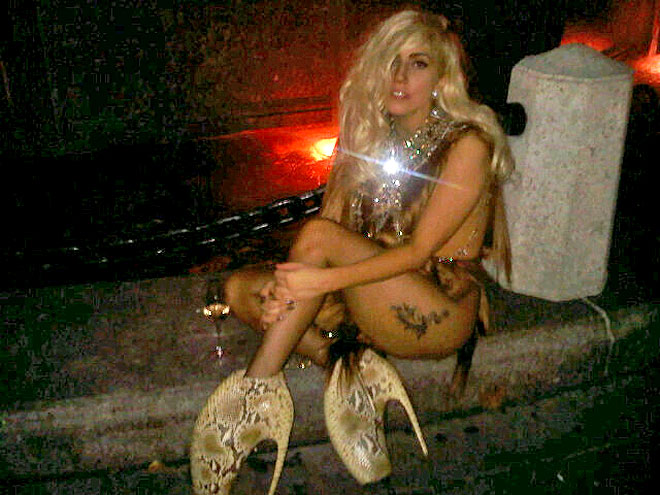 CLAW & ORDER photo | Lady Gaga