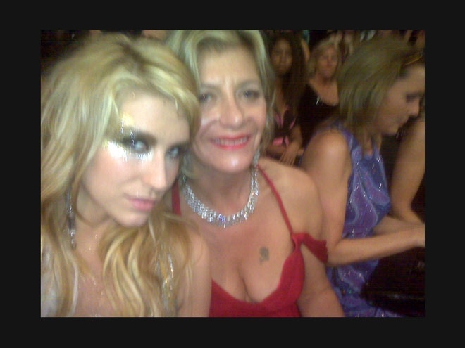 Kesha Mother