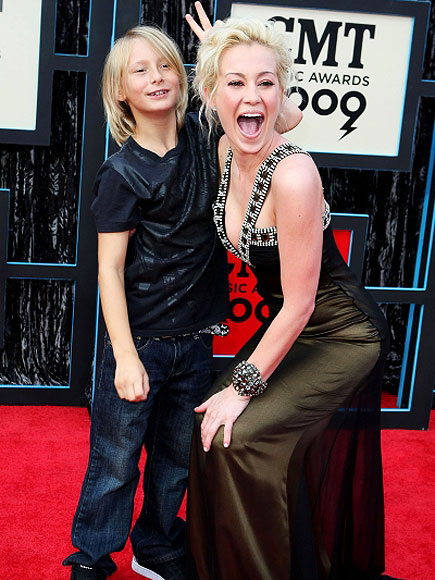 KELLIE PICKLER
photo | Kellie Pickler