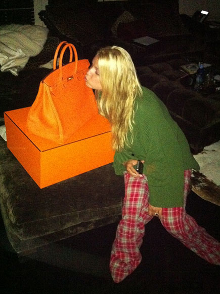 BIRTHDAY KISSES photo | Jessica Simpson