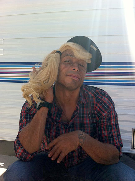 WIG OUT
 photo | J.R. Martinez