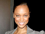 Tyra Banks Dines Poolside in Miami | Tyra Banks