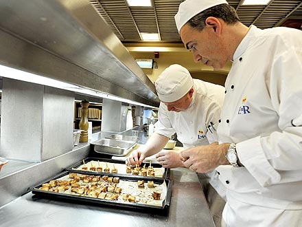 kate middleton burberry jacket prince william and kate middleton wedding date. William and Kate Middleton