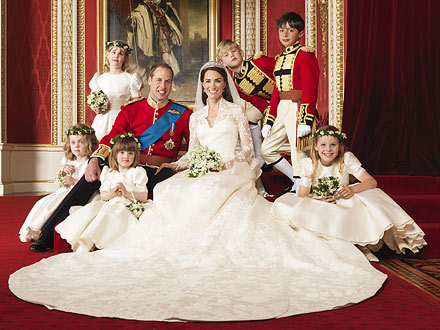 Official Royal Wedding Portraits Revealed| Royal Wedding, Kate Middleton, Prince Charles, Prince Harry, Prince William, Queen Elizabeth, Queen Elizabeth II