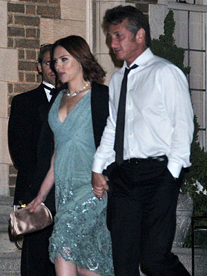 Scarlett Johansson and Sean Penn's White House Party PDA | Scarlett Johansson, Sean Penn