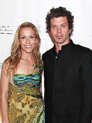 Sheryl Crow Is Dating Doyle Bramhall II | Sheryl Crow