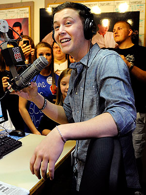 Scotty McCreery Returns to Screaming Fans in Hometown | Scotty McCreery