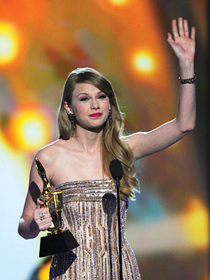 justin bieber 2011 billboard awards. Taylor Swift, Justin Bieber,