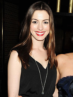 Anne Hathaway Gives Stuntman a Black Eye: Report