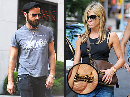 jennifer aniston and justin theroux. Jennifer Aniston and Justin Theroux Step Out in N.Y.C. – in Similar Rings 