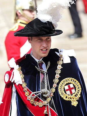 Kate Charms the Crowds ? with Help from Camilla| The British Royals, Camilla Parker Bowles, Kate Middleton, Prince William