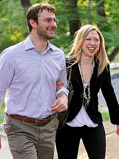 PHOTO: Chelsea Clinton, Marc Mezvinsky's Night Out in Central Park