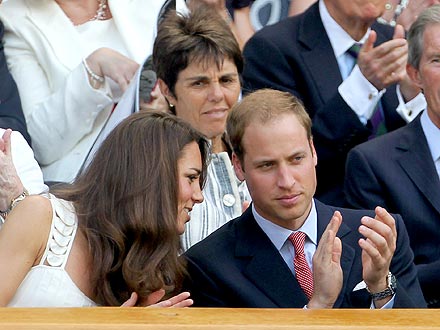 Prince William & Kate Feel the Love at Wimbledon