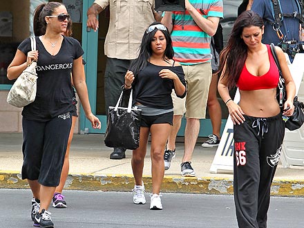 Snooki Looks Lean After Filming in Italy