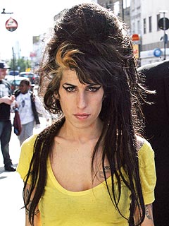 Amy Winehouse: No Illegal Drugs in System at Death | Amy Winehouse