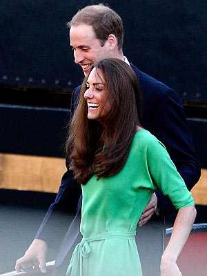 Kate Recycles Her Green DVF Dress for Zara Phillips's Yacht Party | Kate Middleton, Prince William