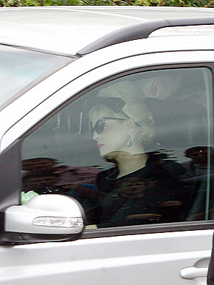 Amy Winehouse Cremated After 'Moving Yet Humorous' Memorial Service| Tributes, Amy Winehouse, Kelly Osbourne