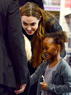 Angelina and Zahara's Shopping Smiles | Angelina Jolie