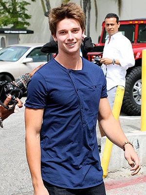 Patrick Schwarzenegger Says Family 'Doing Well' | Patrick Schwarzenegger