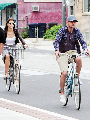 Justin Timberlake, Jessica Biel Bike & Brunch in Toronto | Jessica Biel, Justin Timberlake