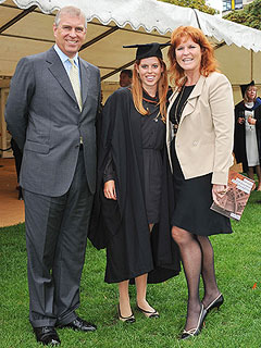 PHOTO: See Princess Beatrice's New Hat | Princess Beatrice