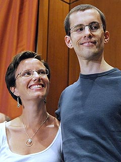 U.S. Hikers Who Were Jailed in Iran Set to Marry