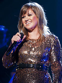 Kelly Clarkson: I Want Four Kids | Kelly Clarkson