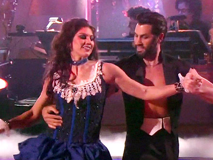 Dancing with the Stars Performance: Maksim Chmerkovskiy Makes Nice