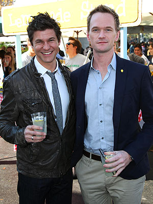 Neil Patrick Harris Hosts a Charity Picnic in L.A. | David Burtka, Neil Patrick Harris