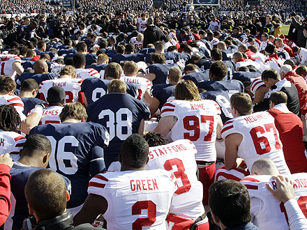 Penn State Holds Moment of Silence for Sexual Abuse Victims| Child Abuse, Crime & Courts, Sexual Abuse, True Crime, Real People Stories, Joe Paterno