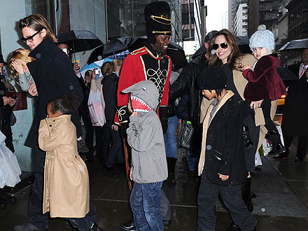 Brad Pitt & Angelina Jolie's Family Toy Shopping Trip | Angelina Jolie, Brad Pitt