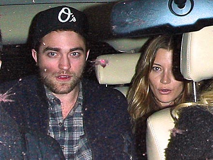 Robert Pattinson, Sarah Roemer Out with Friends | Robert Pattinson