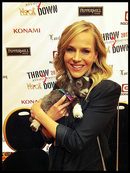 JULIE BENZ photo | Julie Benz