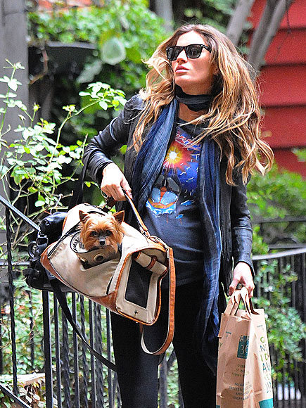 GISELE BUNDCHEN photo | Gisele Bundchen