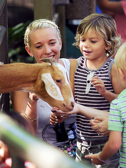 BAAH-BY LOVE photo | Gavin Rossdale, Gwen Stefani, Kingston Rossdale