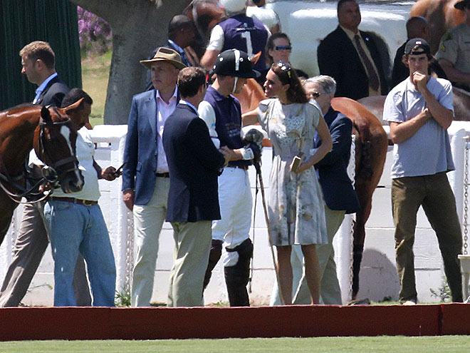 KISS ME KATE photo | Kate Middleton, Prince William