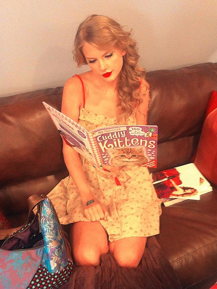 PAGE TURNER photo | Taylor Swift